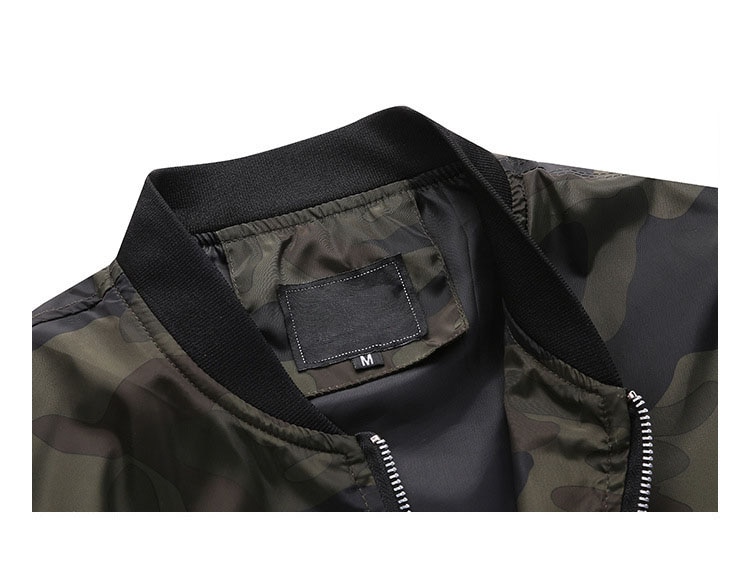 Men's Bomder Jacket in Camouflage Print